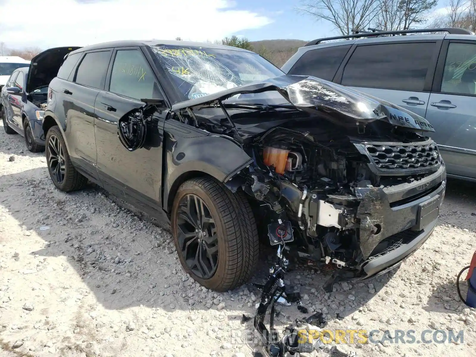 1 Photograph of a damaged car SALZJ2FX8LH118011 LAND ROVER RANGEROVER 2020