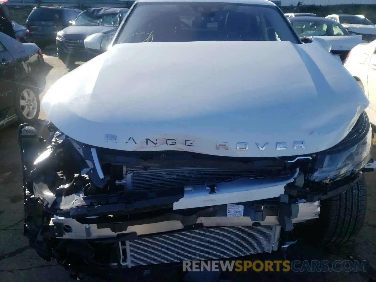 7 Photograph of a damaged car SALZJ2FX9LH105901 LAND ROVER RANGEROVER 2020