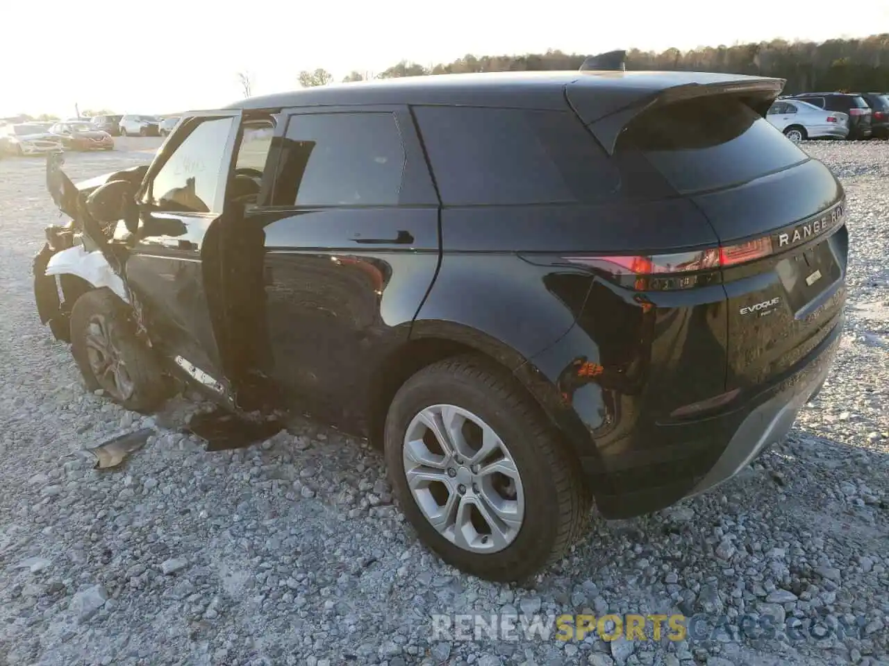 3 Photograph of a damaged car SALZJ2FXXLH007900 LAND ROVER RANGEROVER 2020