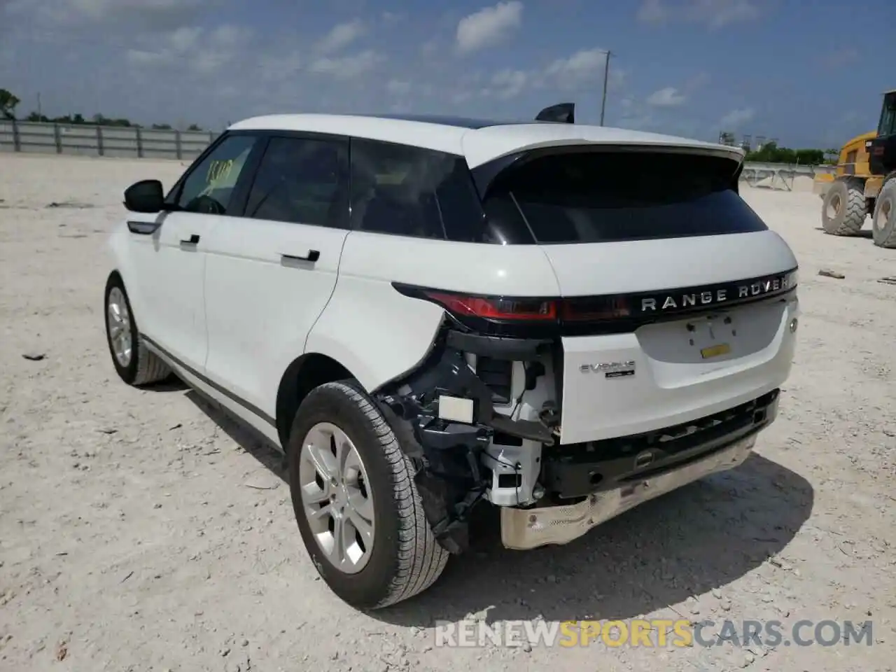 3 Photograph of a damaged car SALZJ2FXXLH100464 LAND ROVER RANGEROVER 2020