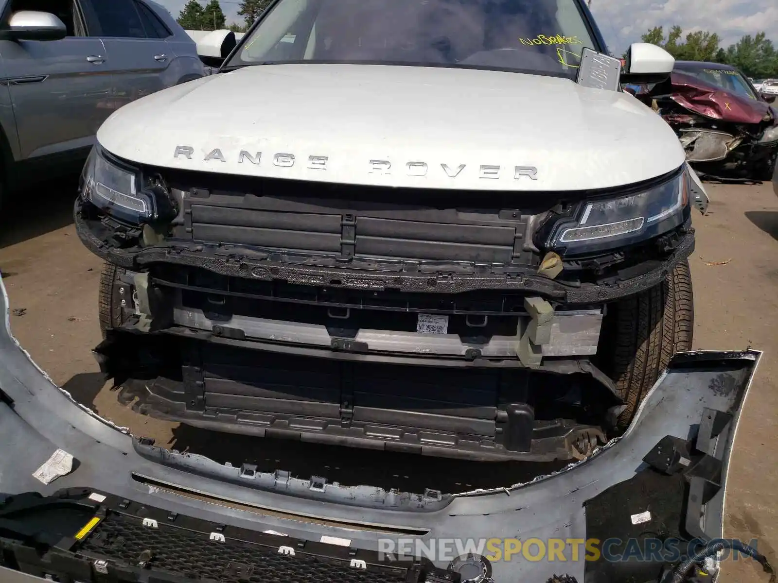 9 Photograph of a damaged car SALZJ2FXXLH107978 LAND ROVER RANGEROVER 2020