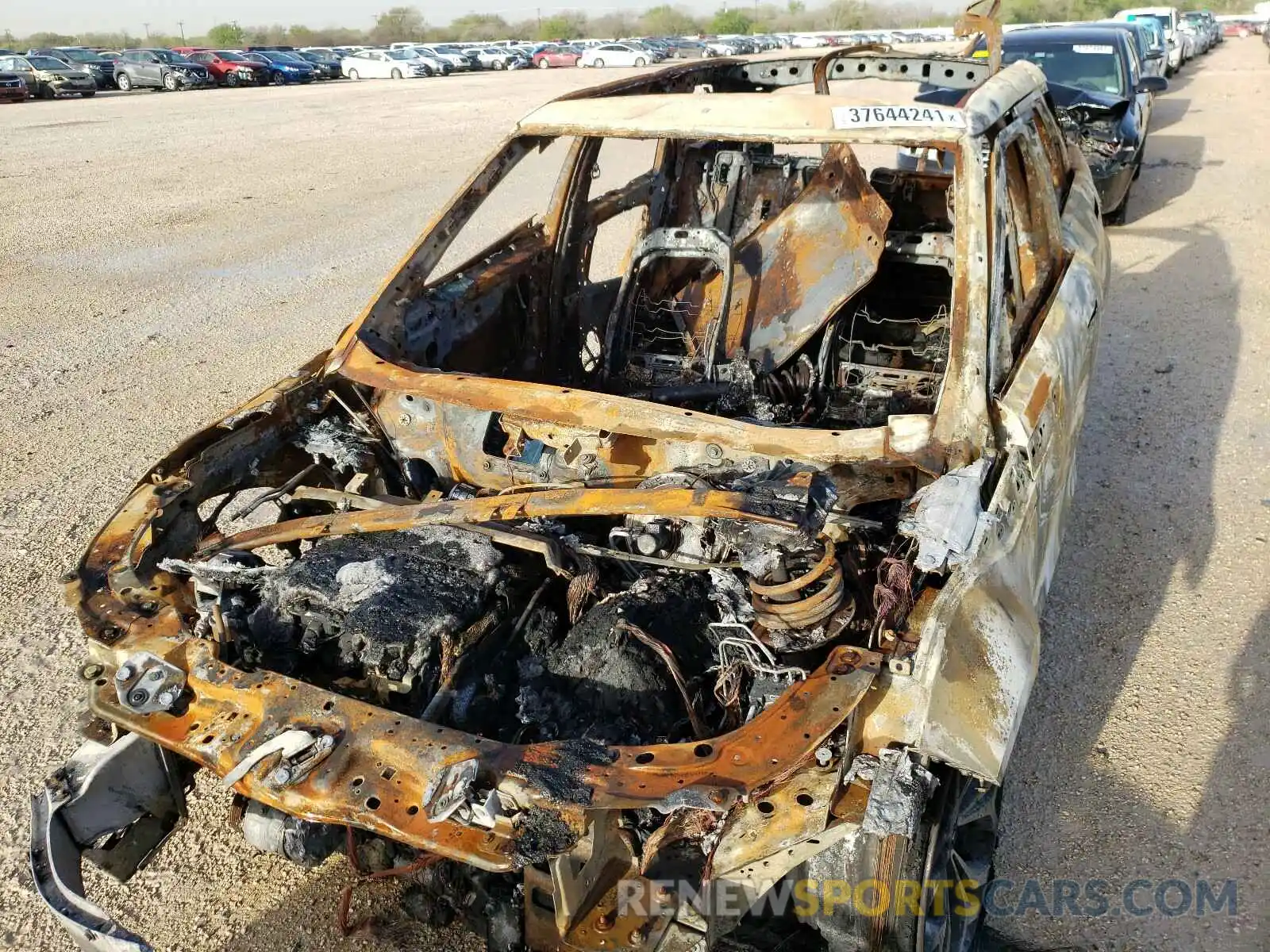 8 Photograph of a damaged car SALZL2FX0LH032783 LAND ROVER RANGEROVER 2020