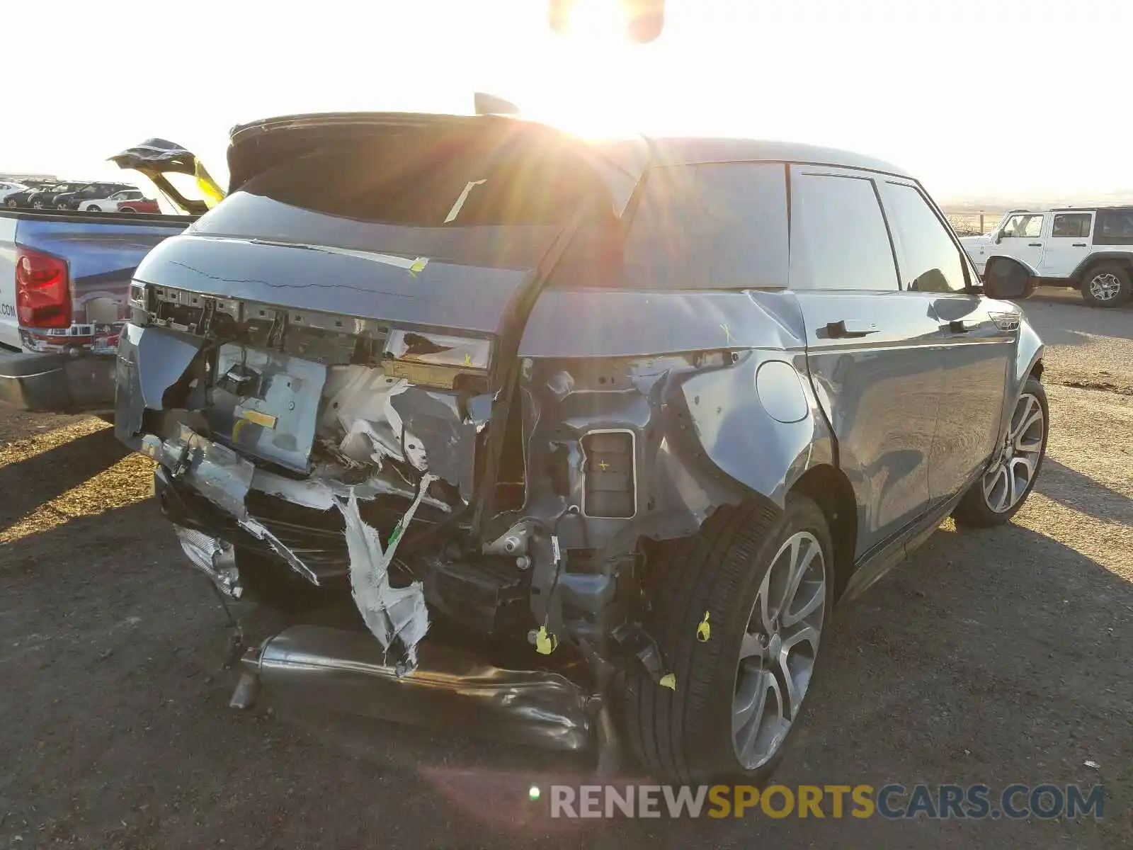 4 Photograph of a damaged car SALZL2FX1LH047504 LAND ROVER RANGEROVER 2020