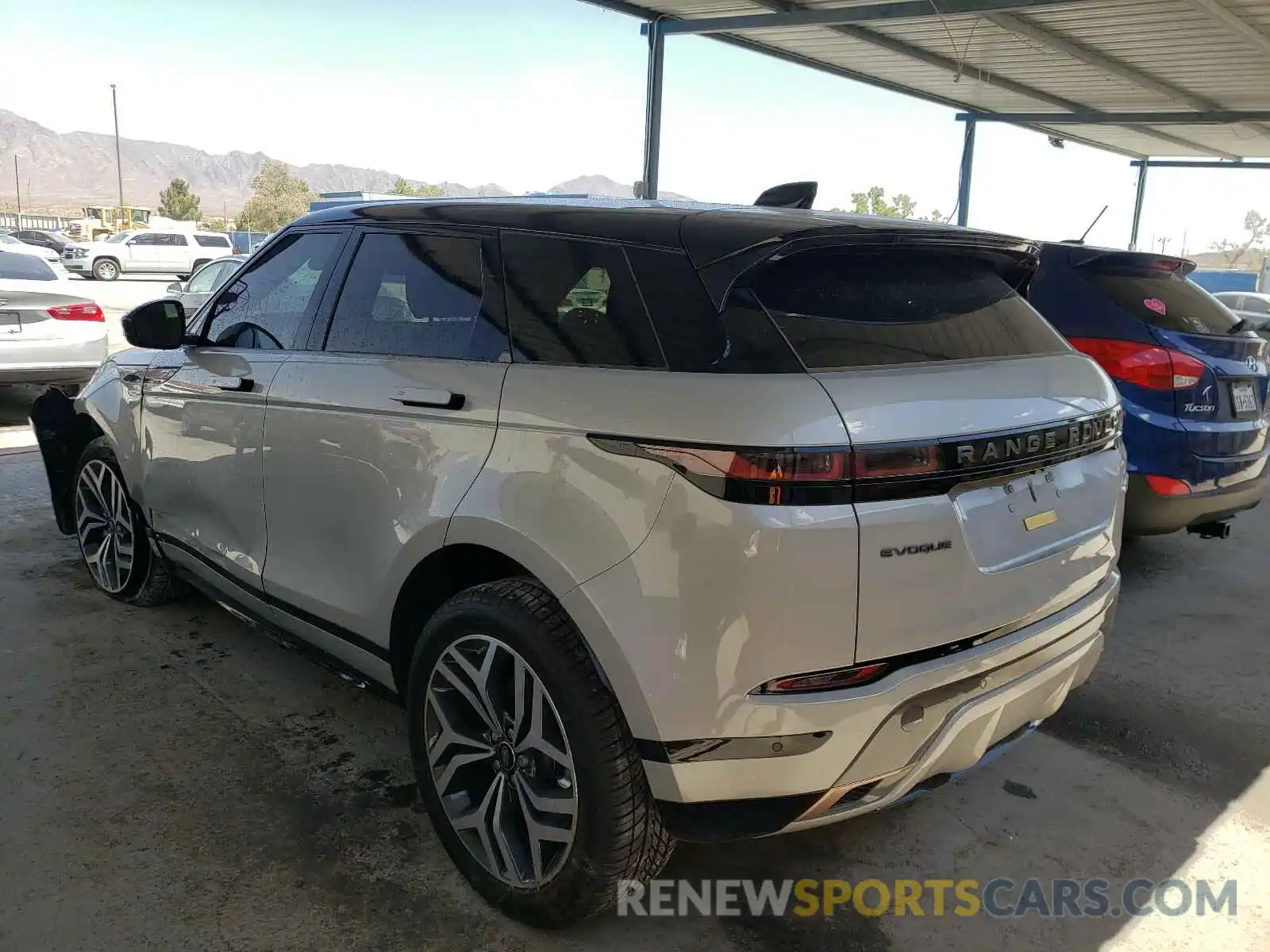 3 Photograph of a damaged car SALZL2FX1LH119852 LAND ROVER RANGEROVER 2020