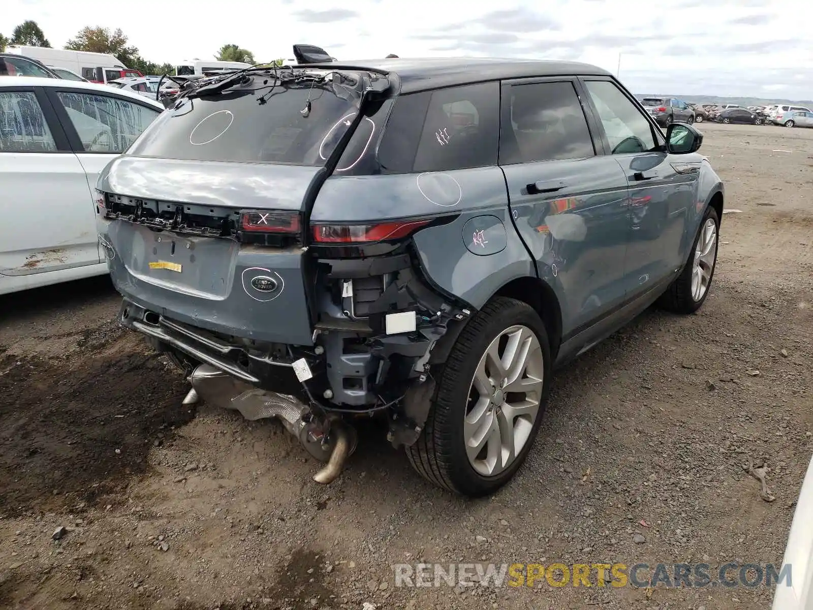 4 Photograph of a damaged car SALZL2FX2LH003320 LAND ROVER RANGEROVER 2020