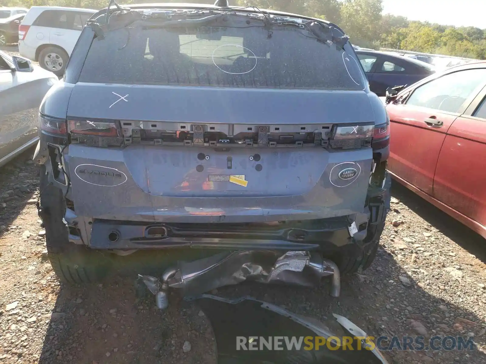 9 Photograph of a damaged car SALZL2FX2LH003320 LAND ROVER RANGEROVER 2020