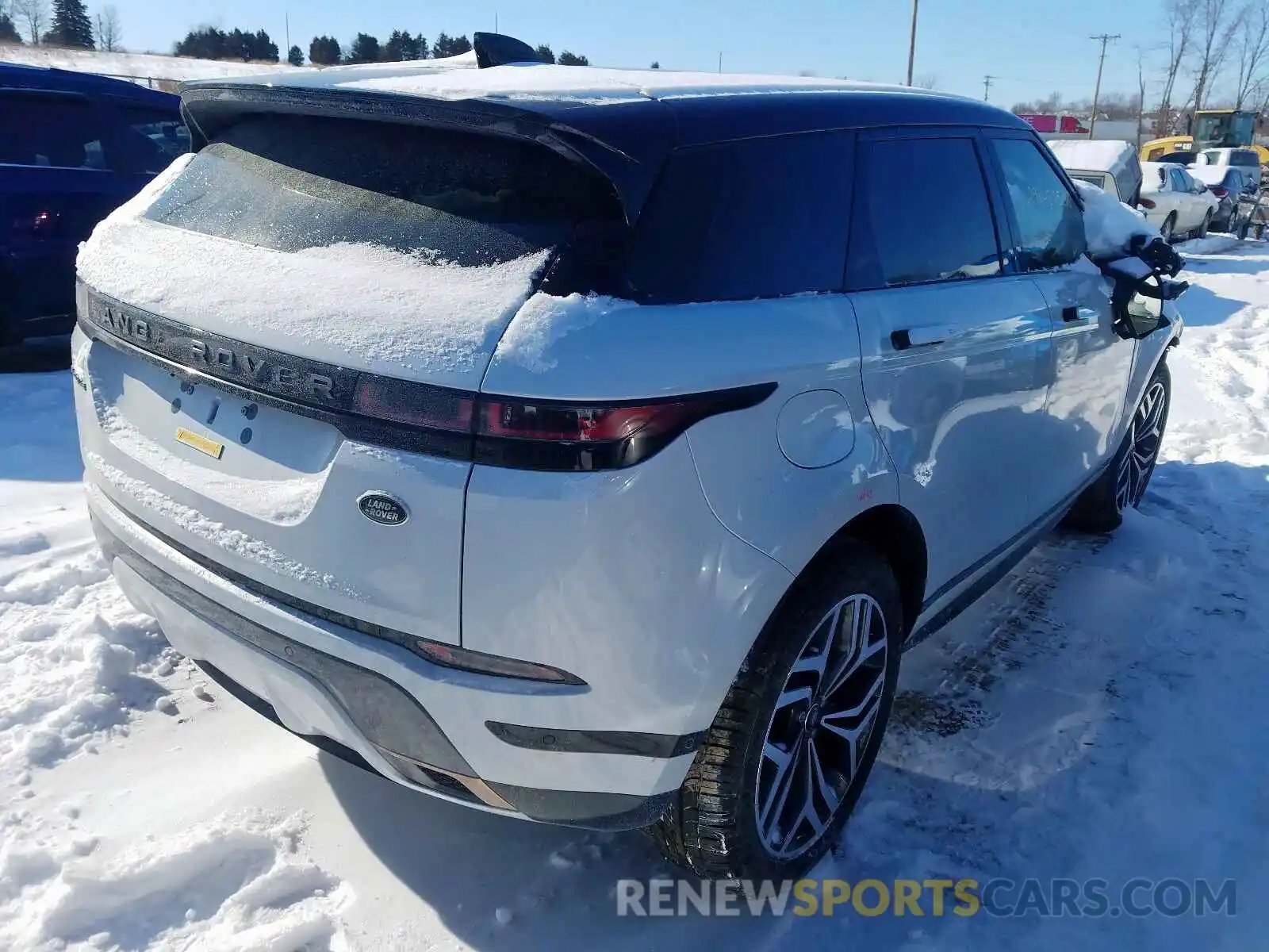 4 Photograph of a damaged car SALZL2FX5LH010598 LAND ROVER RANGEROVER 2020