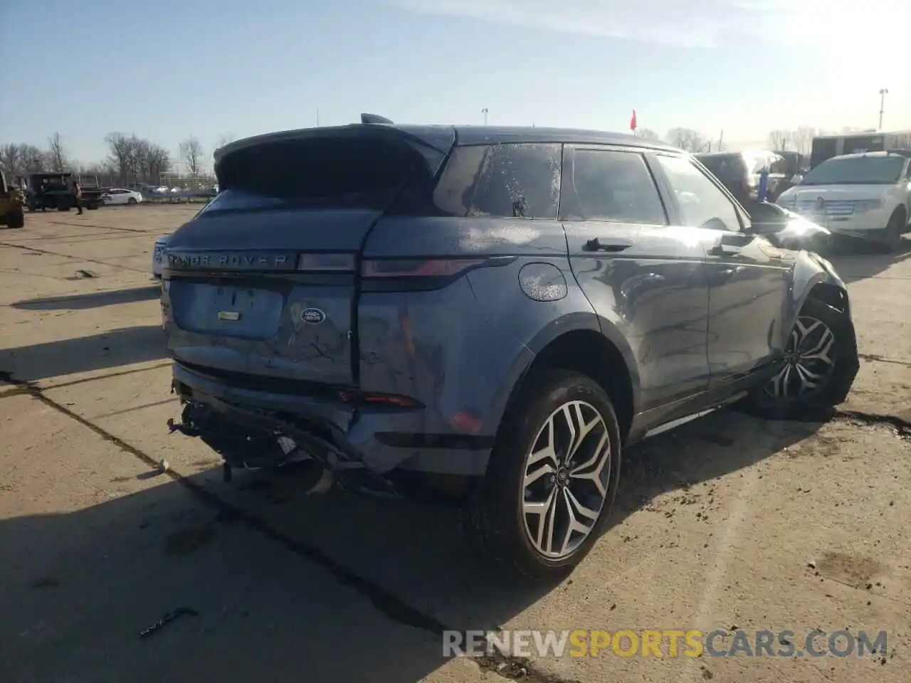 4 Photograph of a damaged car SALZL2FX5LH114850 LAND ROVER RANGEROVER 2020