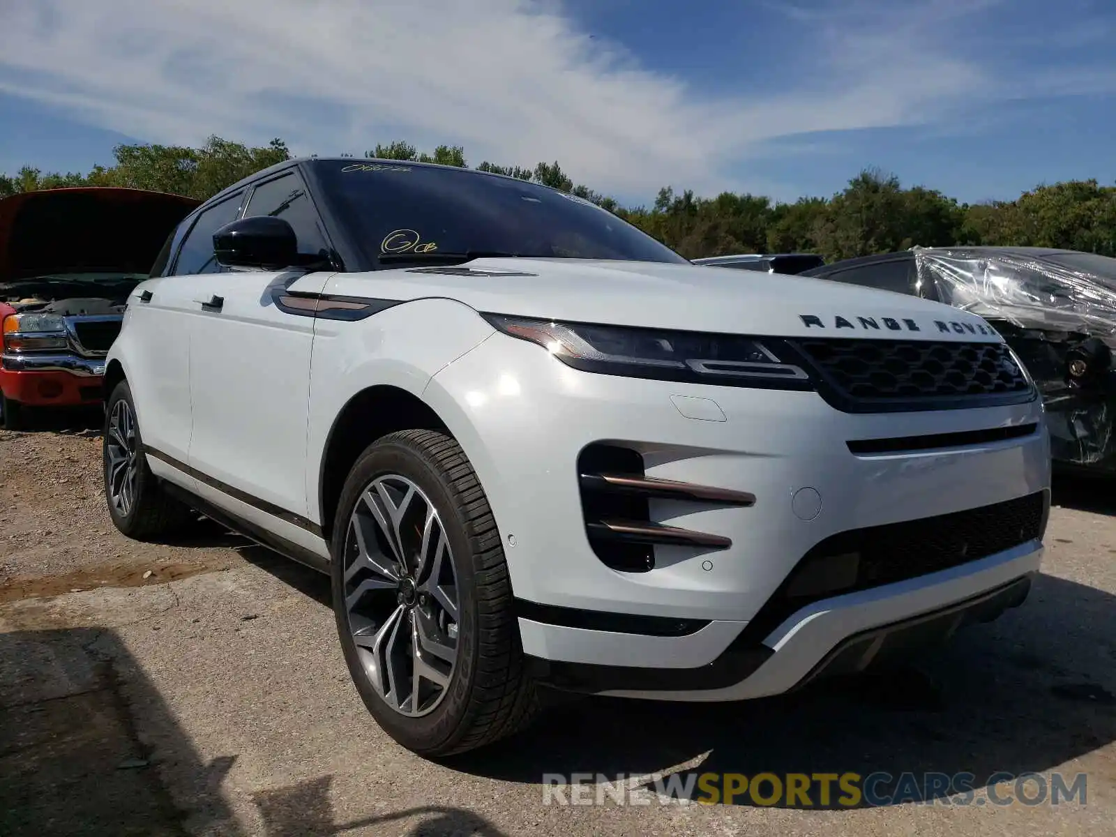 1 Photograph of a damaged car SALZL2FX7LH068728 LAND ROVER RANGEROVER 2020