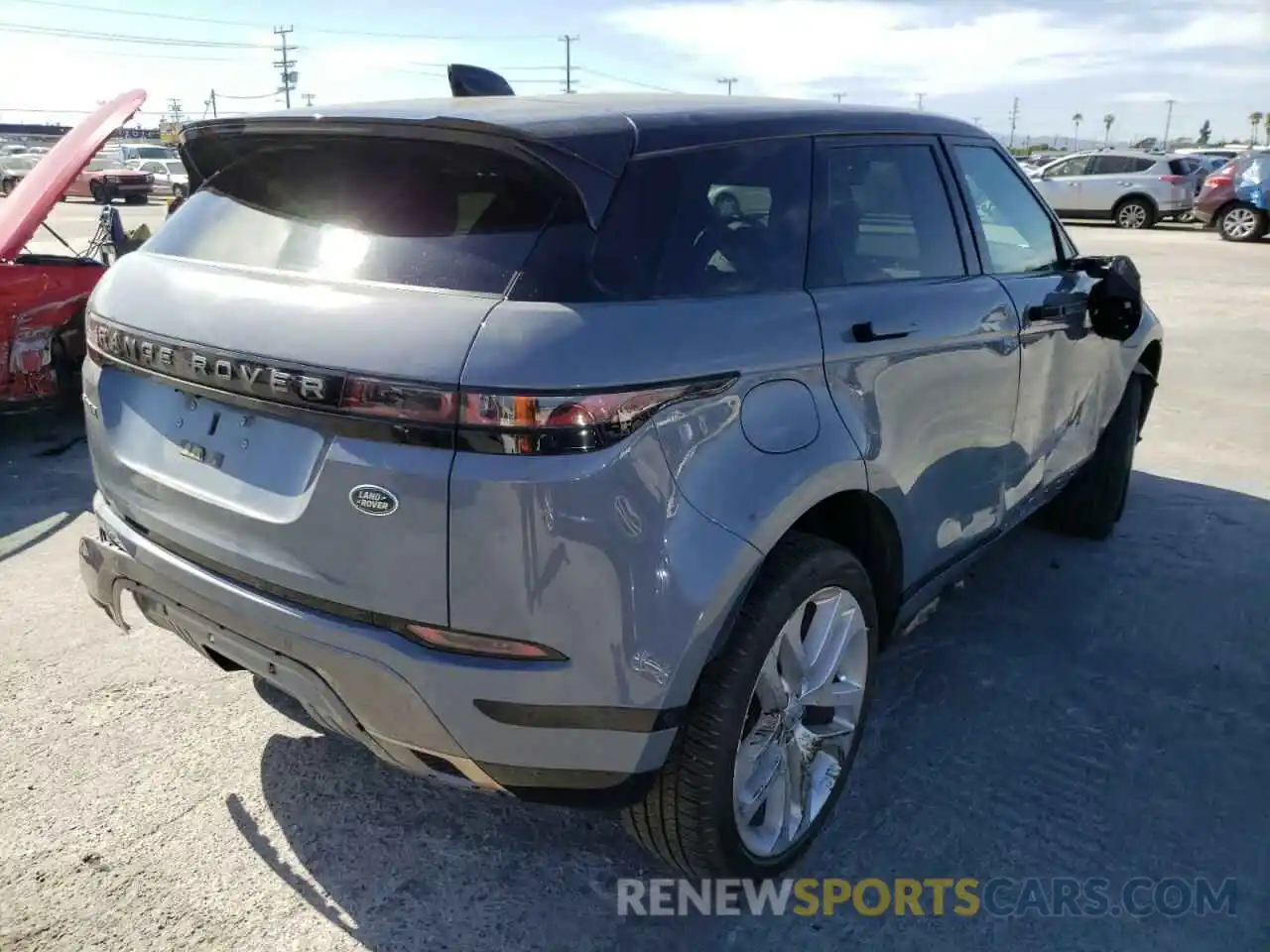 4 Photograph of a damaged car SALZL2FX8LH025015 LAND ROVER RANGEROVER 2020