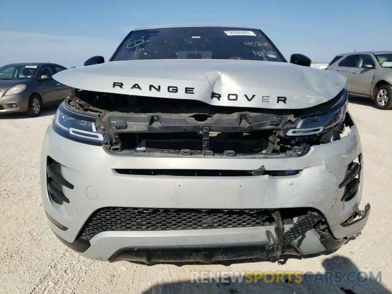 9 Photograph of a damaged car SALZL2GX2LH049129 LAND ROVER RANGEROVER 2020