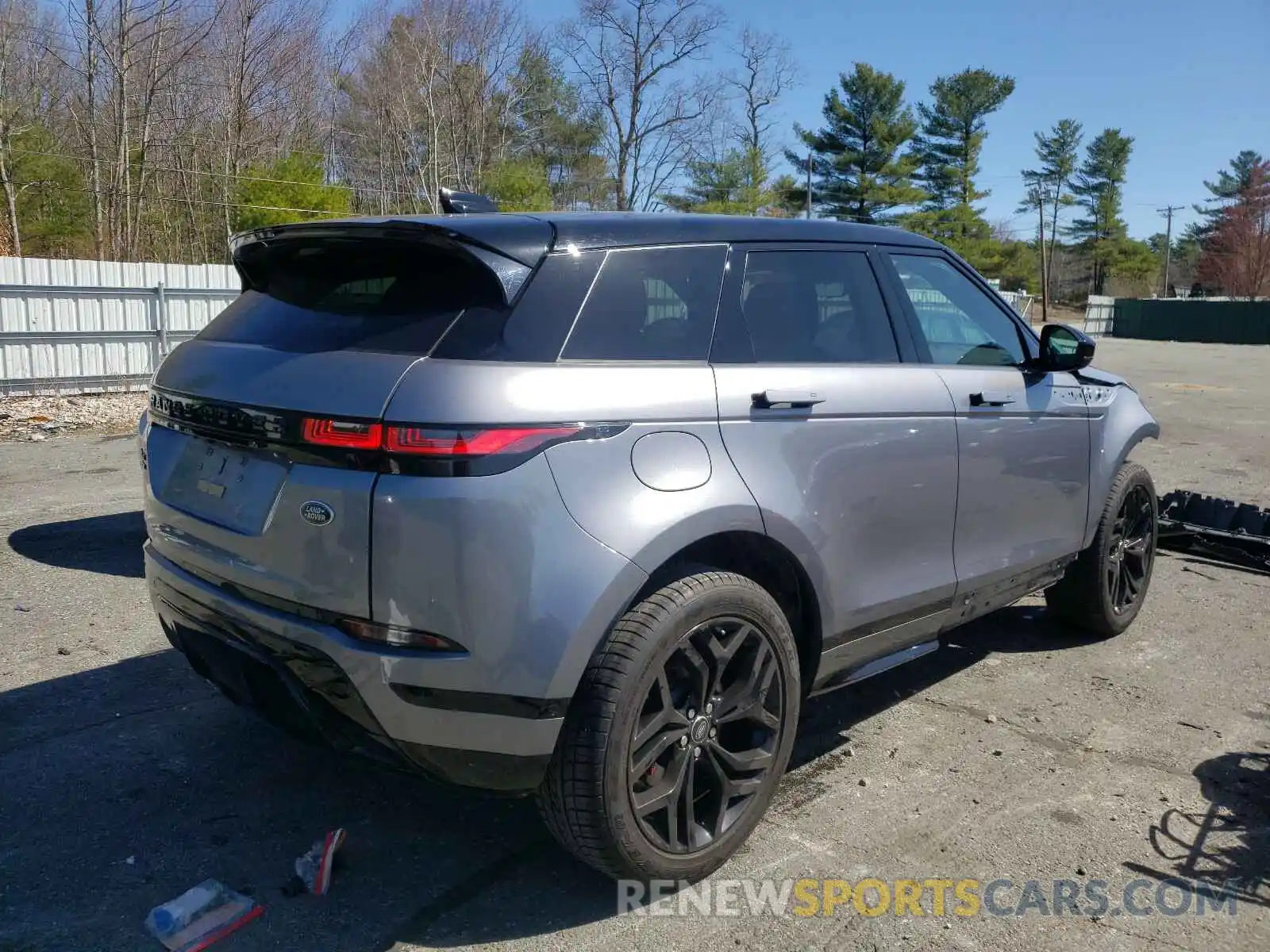 4 Photograph of a damaged car SALZL2GXXLH040937 LAND ROVER RANGEROVER 2020