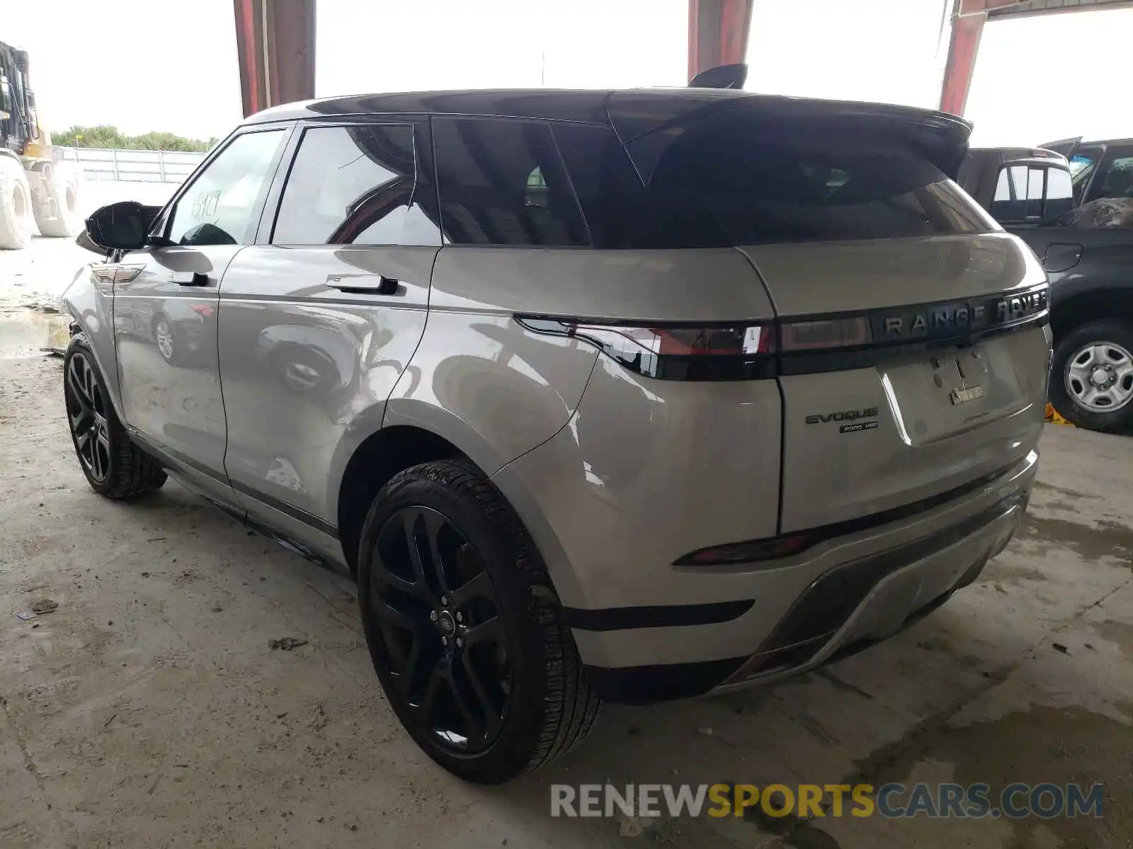 3 Photograph of a damaged car SALZM2GX3LH000941 LAND ROVER RANGEROVER 2020