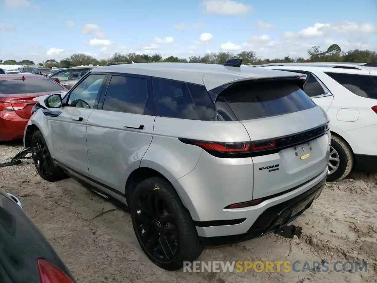 3 Photograph of a damaged car SALZM2GX8LH007528 LAND ROVER RANGEROVER 2020