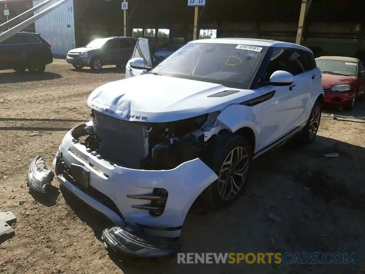 2 Photograph of a damaged car SALZM2GXXLH071375 LAND ROVER RANGEROVER 2020