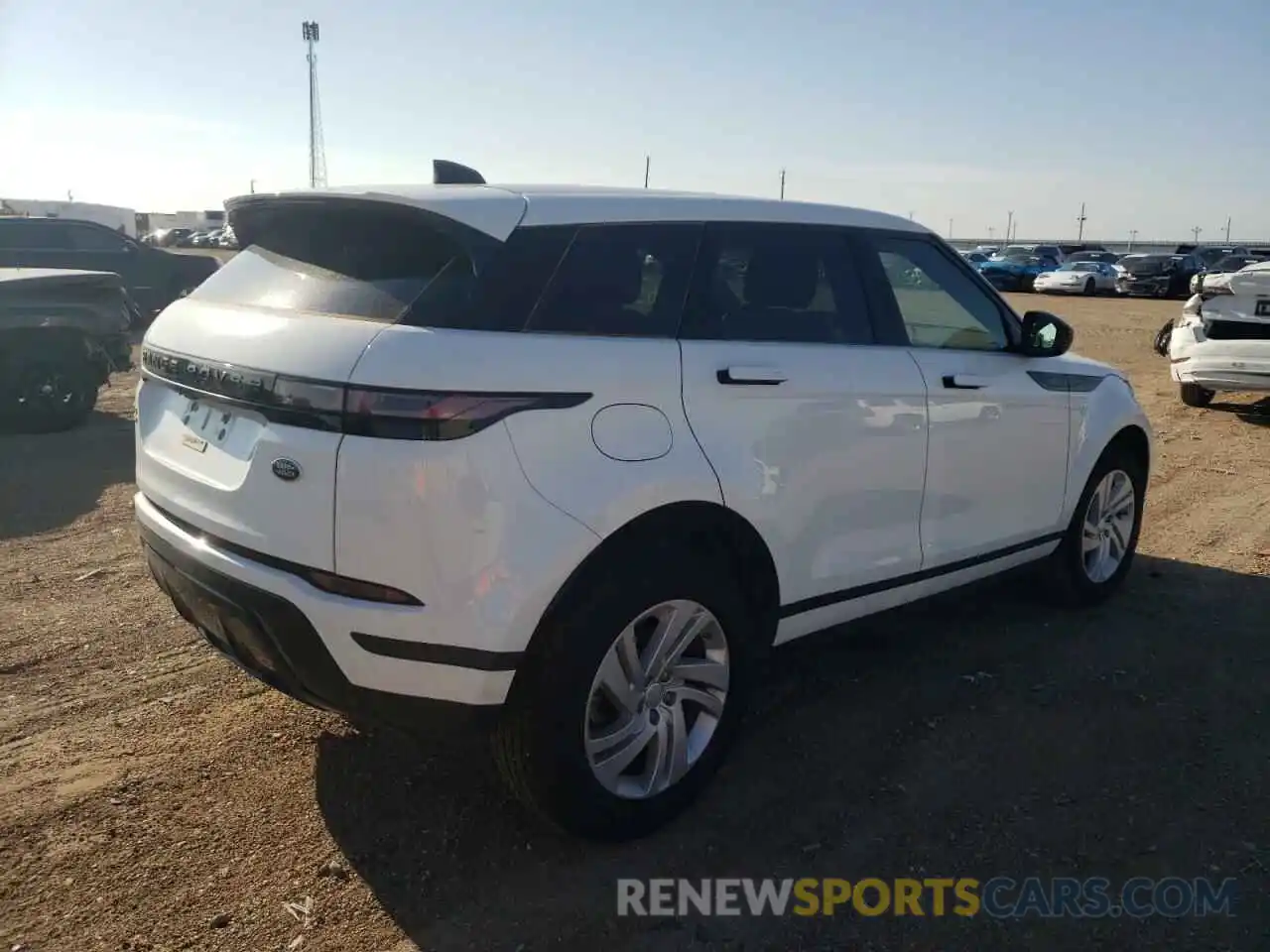 4 Photograph of a damaged car SALZP2FX0LH018175 LAND ROVER RANGEROVER 2020