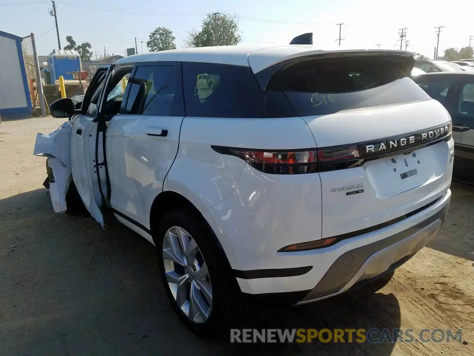 3 Photograph of a damaged car SALZP2FX0LH076657 LAND ROVER RANGEROVER 2020