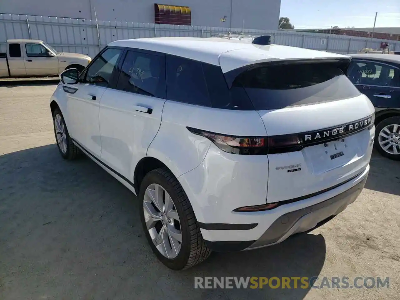 3 Photograph of a damaged car SALZP2FX0LH077100 LAND ROVER RANGEROVER 2020