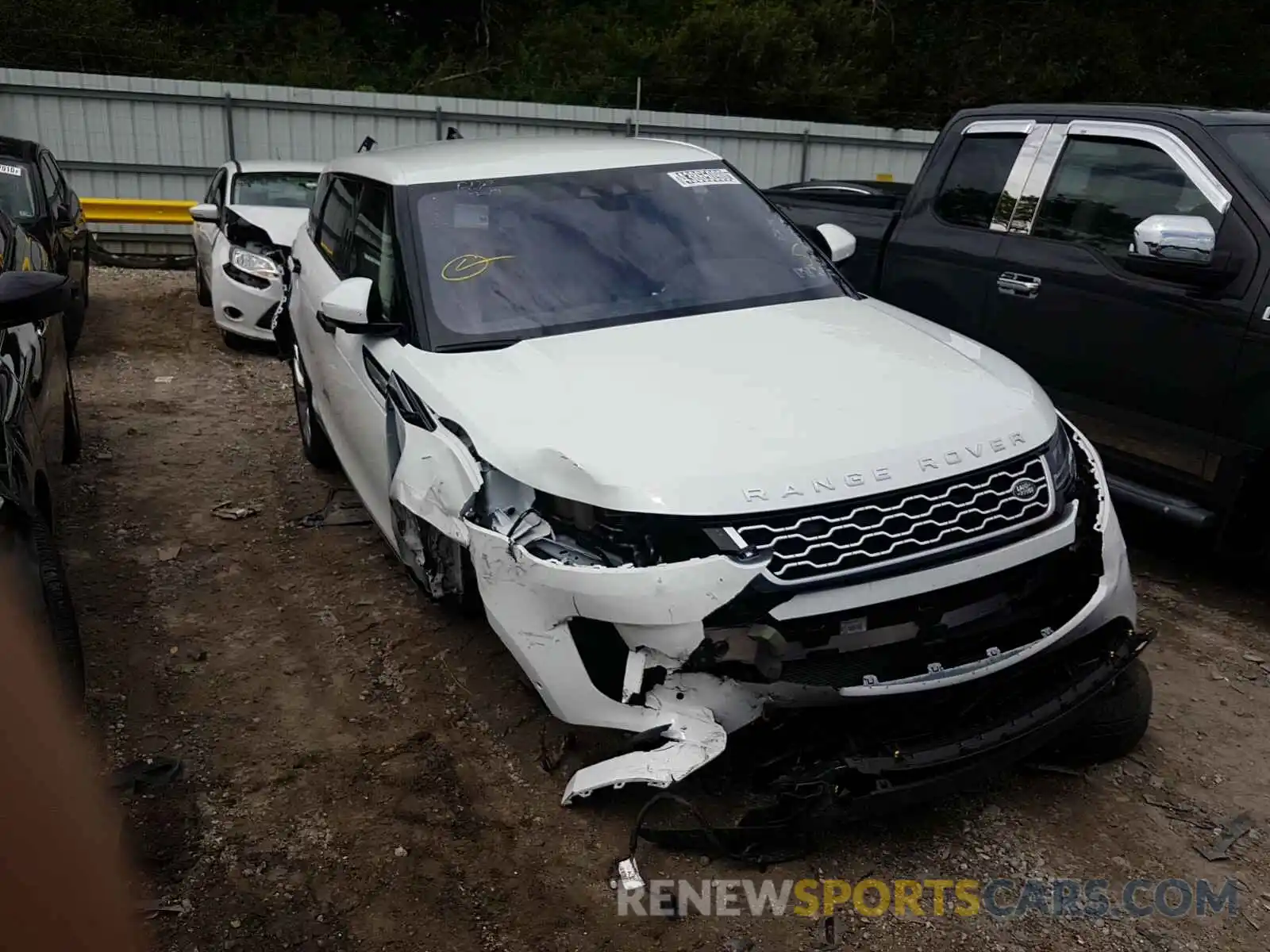 1 Photograph of a damaged car SALZP2FX0LH078179 LAND ROVER RANGEROVER 2020