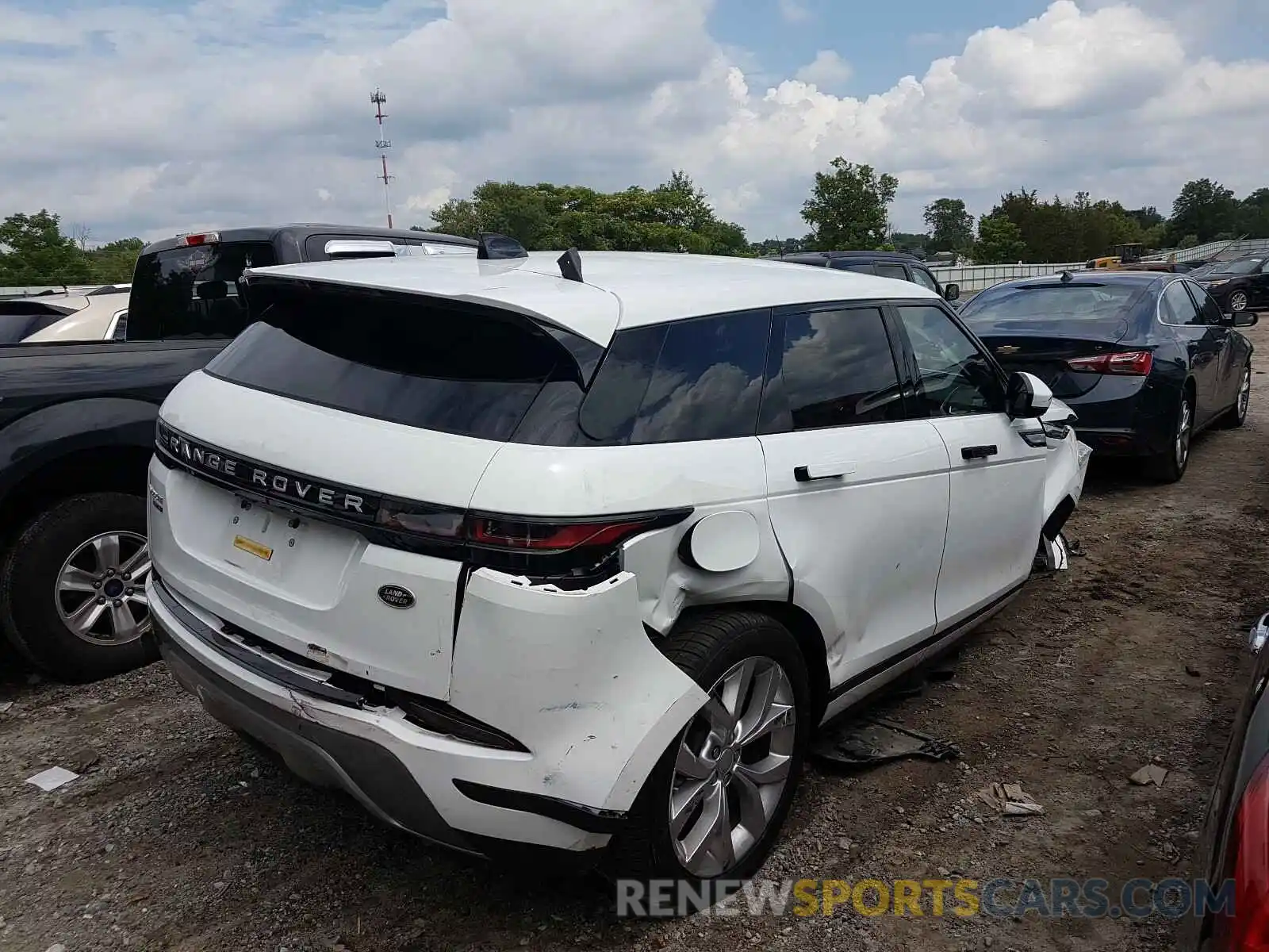 4 Photograph of a damaged car SALZP2FX0LH078179 LAND ROVER RANGEROVER 2020