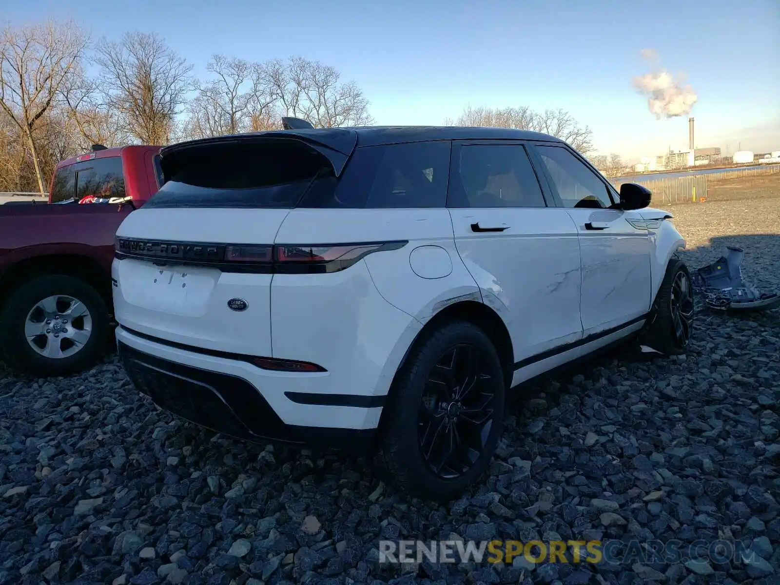 4 Photograph of a damaged car SALZP2FX1LH048530 LAND ROVER RANGEROVER 2020