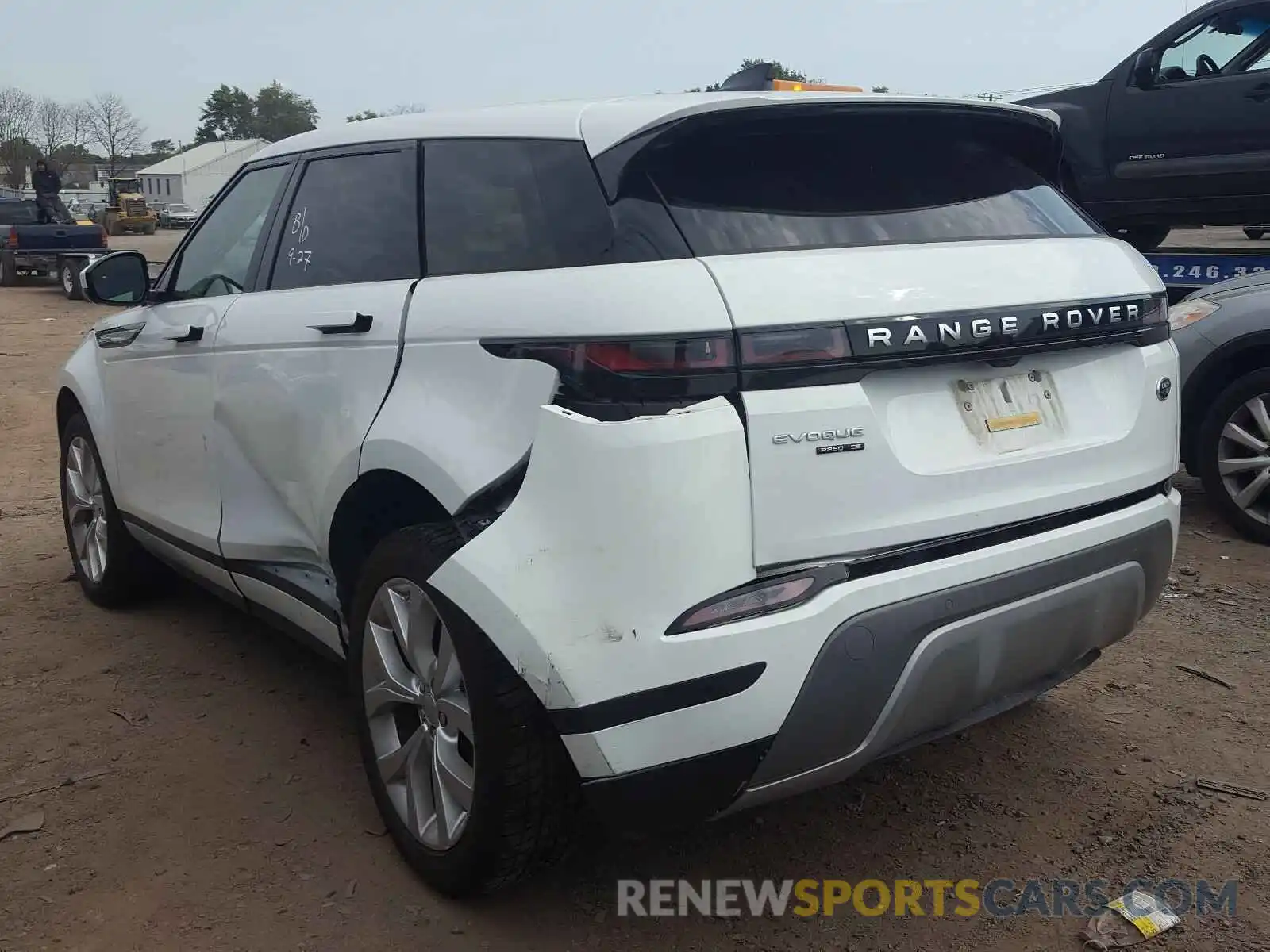 3 Photograph of a damaged car SALZP2FX1LH076778 LAND ROVER RANGEROVER 2020