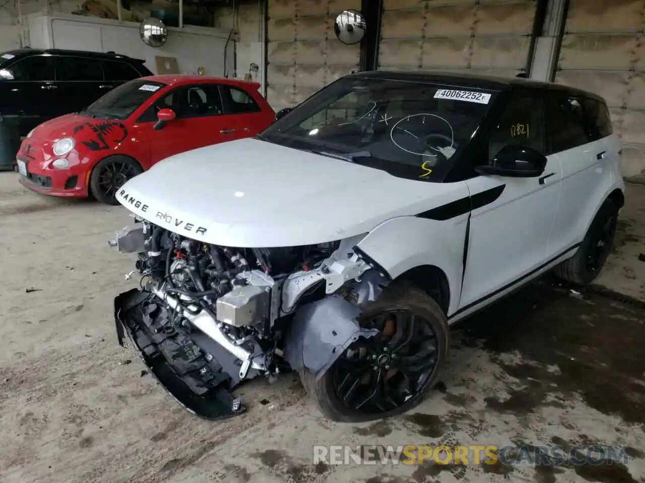 2 Photograph of a damaged car SALZP2FX2LH120707 LAND ROVER RANGEROVER 2020