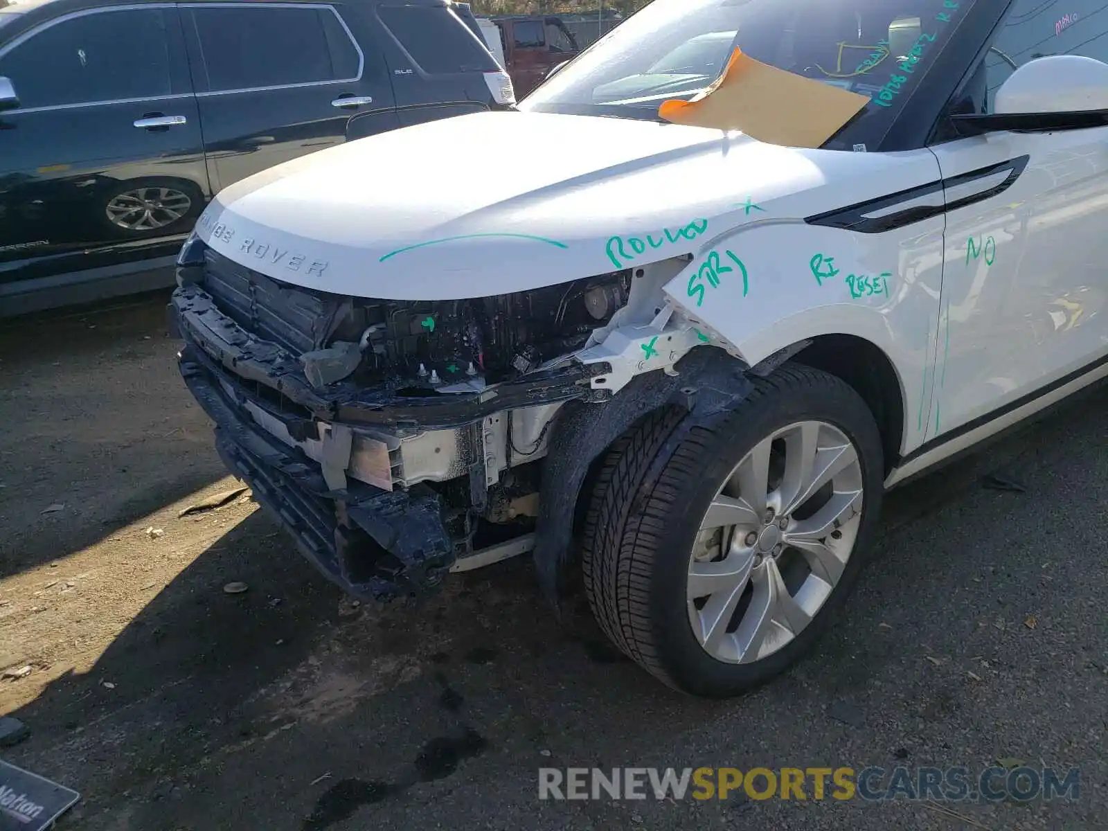 9 Photograph of a damaged car SALZP2FX3LH077091 LAND ROVER RANGEROVER 2020