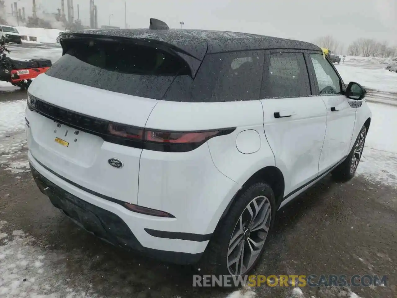 4 Photograph of a damaged car SALZP2FX4LH046657 LAND ROVER RANGEROVER 2020