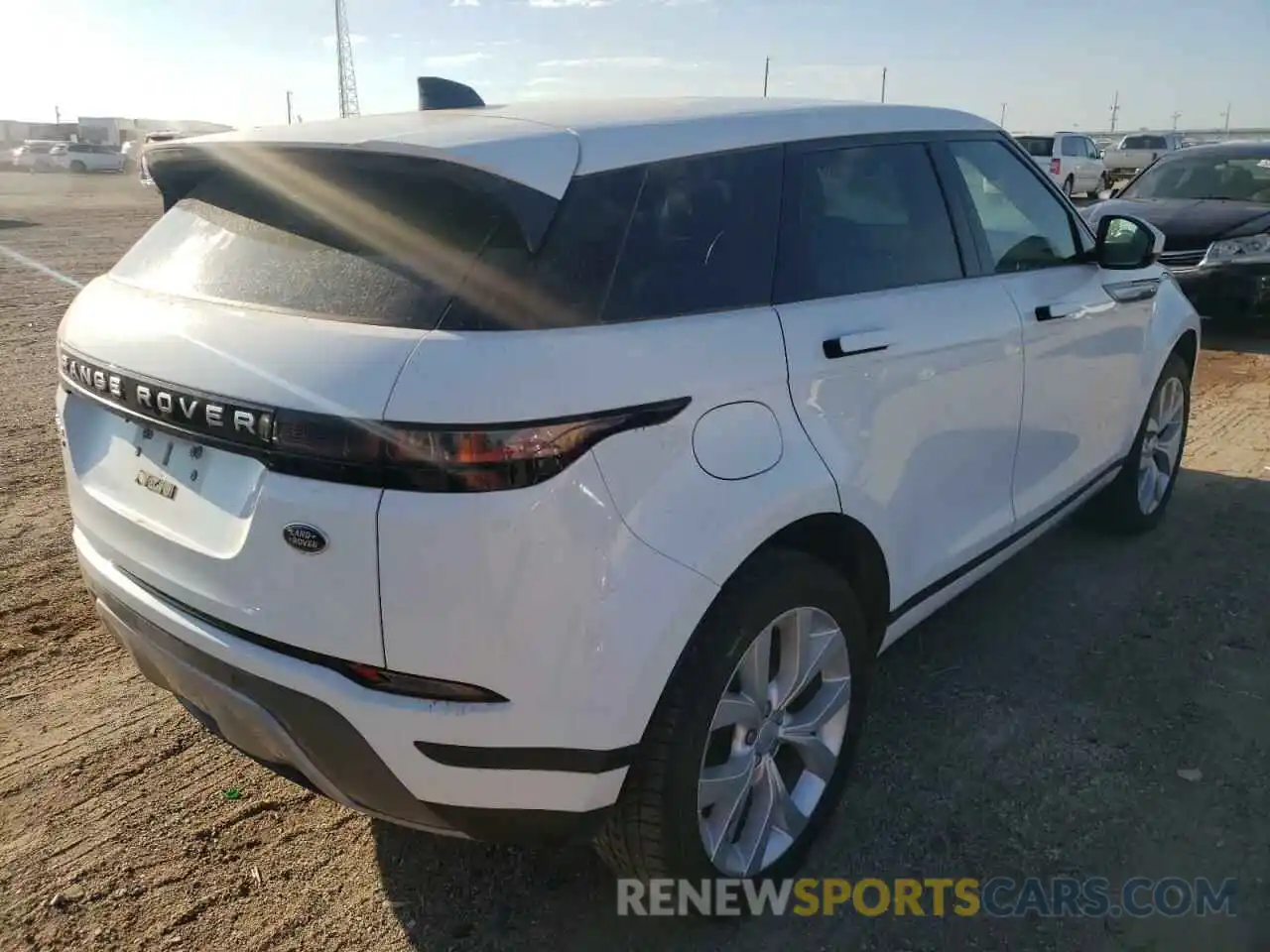 4 Photograph of a damaged car SALZP2FX4LH077746 LAND ROVER RANGEROVER 2020