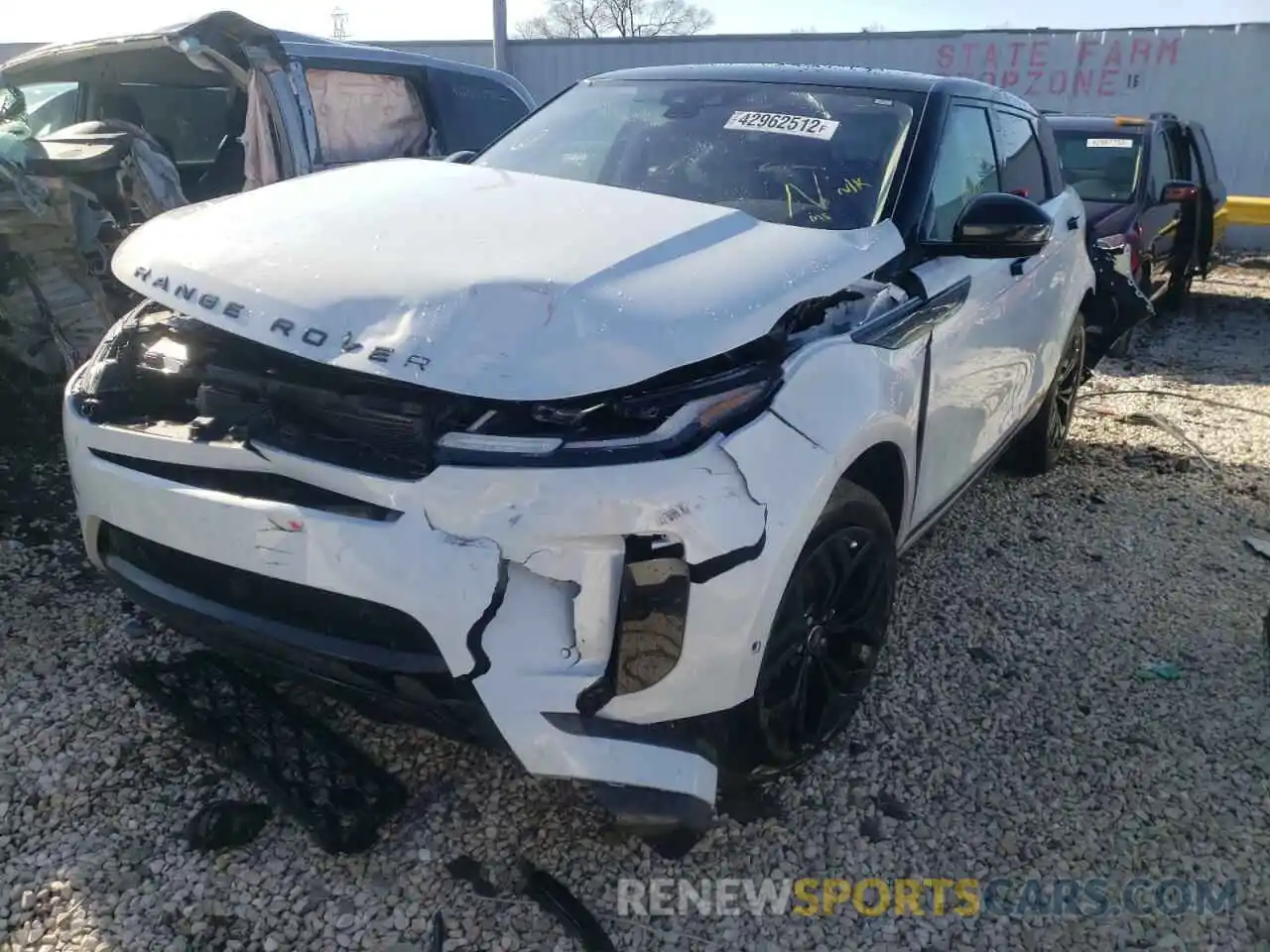 2 Photograph of a damaged car SALZP2FX4LH112415 LAND ROVER RANGEROVER 2020