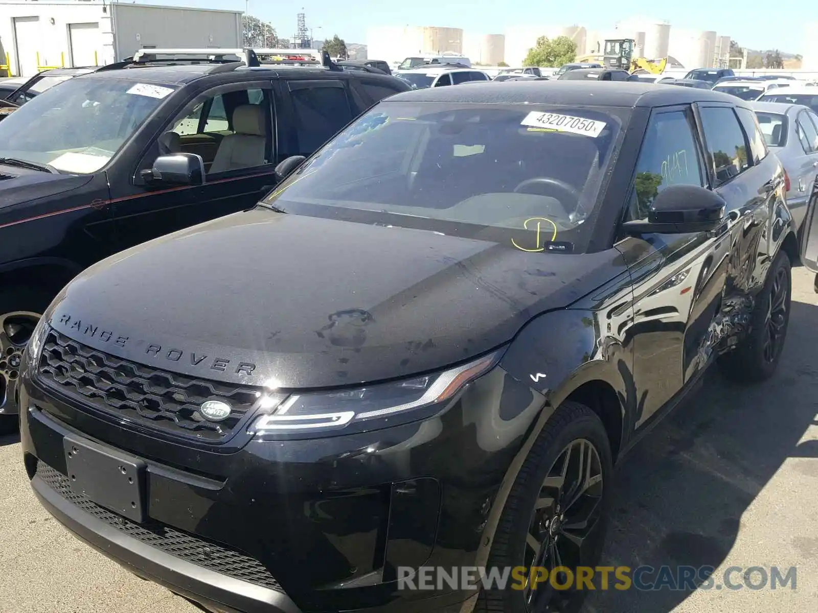 2 Photograph of a damaged car SALZP2FX5LH004773 LAND ROVER RANGEROVER 2020