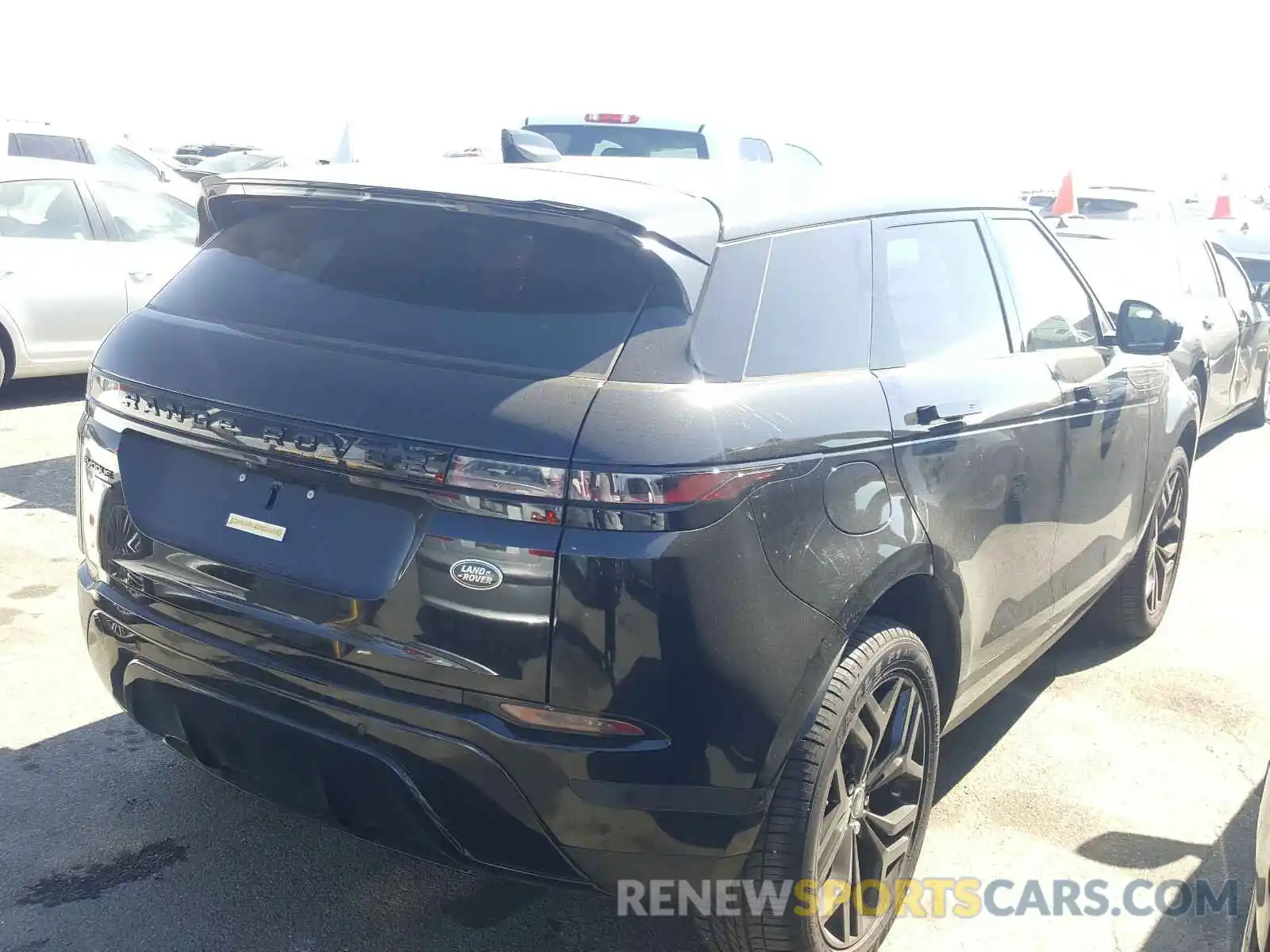 4 Photograph of a damaged car SALZP2FX5LH004773 LAND ROVER RANGEROVER 2020