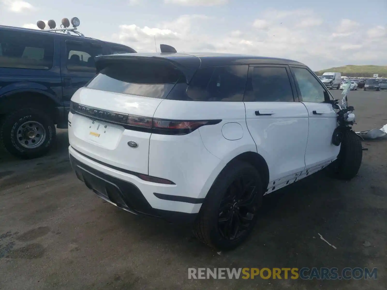 4 Photograph of a damaged car SALZP2FX6LH046241 LAND ROVER RANGEROVER 2020