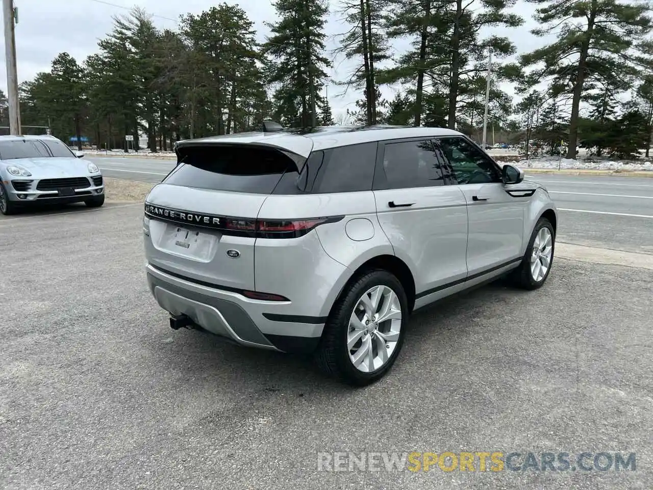 3 Photograph of a damaged car SALZP2FX6LH063072 LAND ROVER RANGEROVER 2020