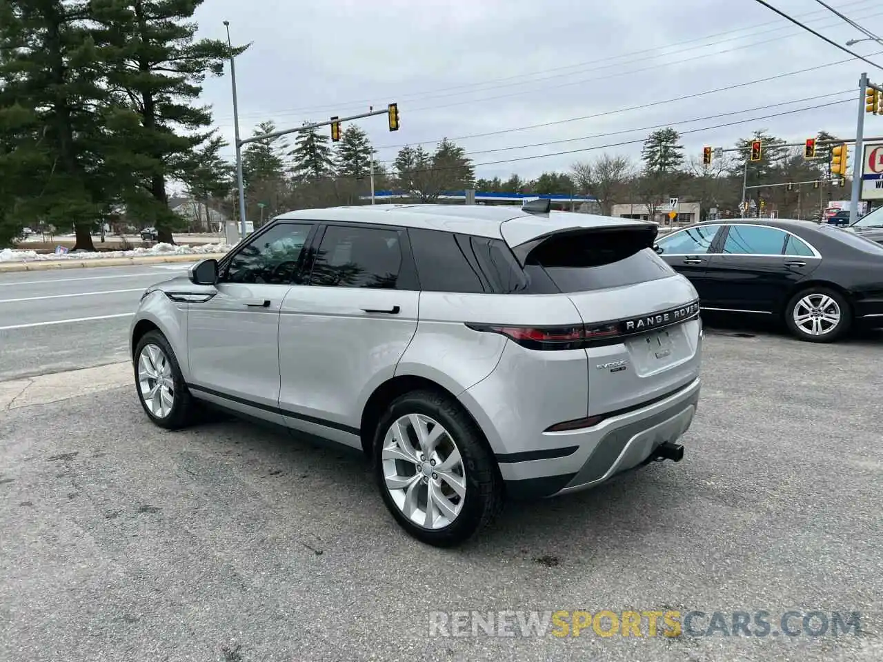 4 Photograph of a damaged car SALZP2FX6LH063072 LAND ROVER RANGEROVER 2020