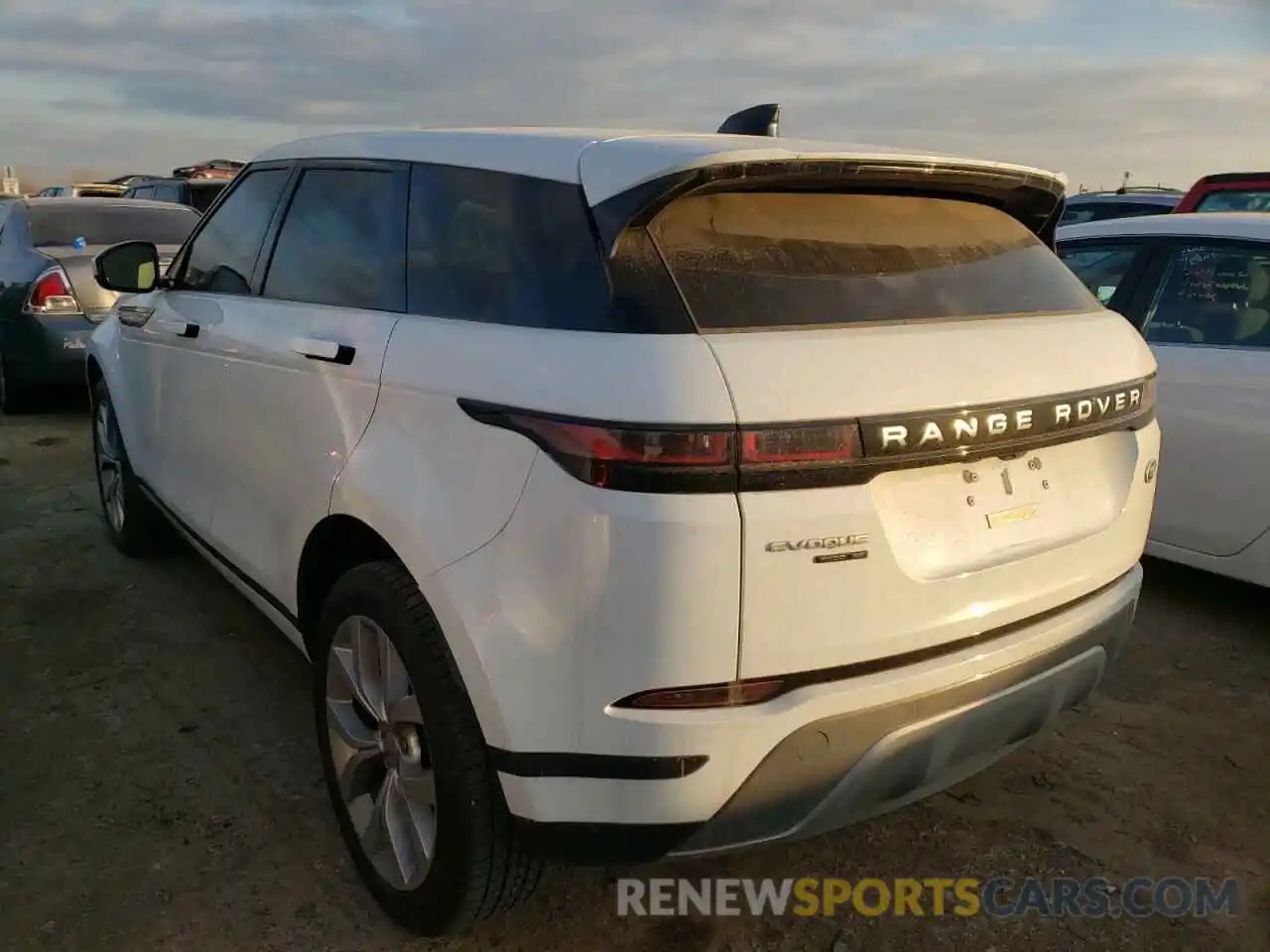 3 Photograph of a damaged car SALZP2FX6LH075240 LAND ROVER RANGEROVER 2020