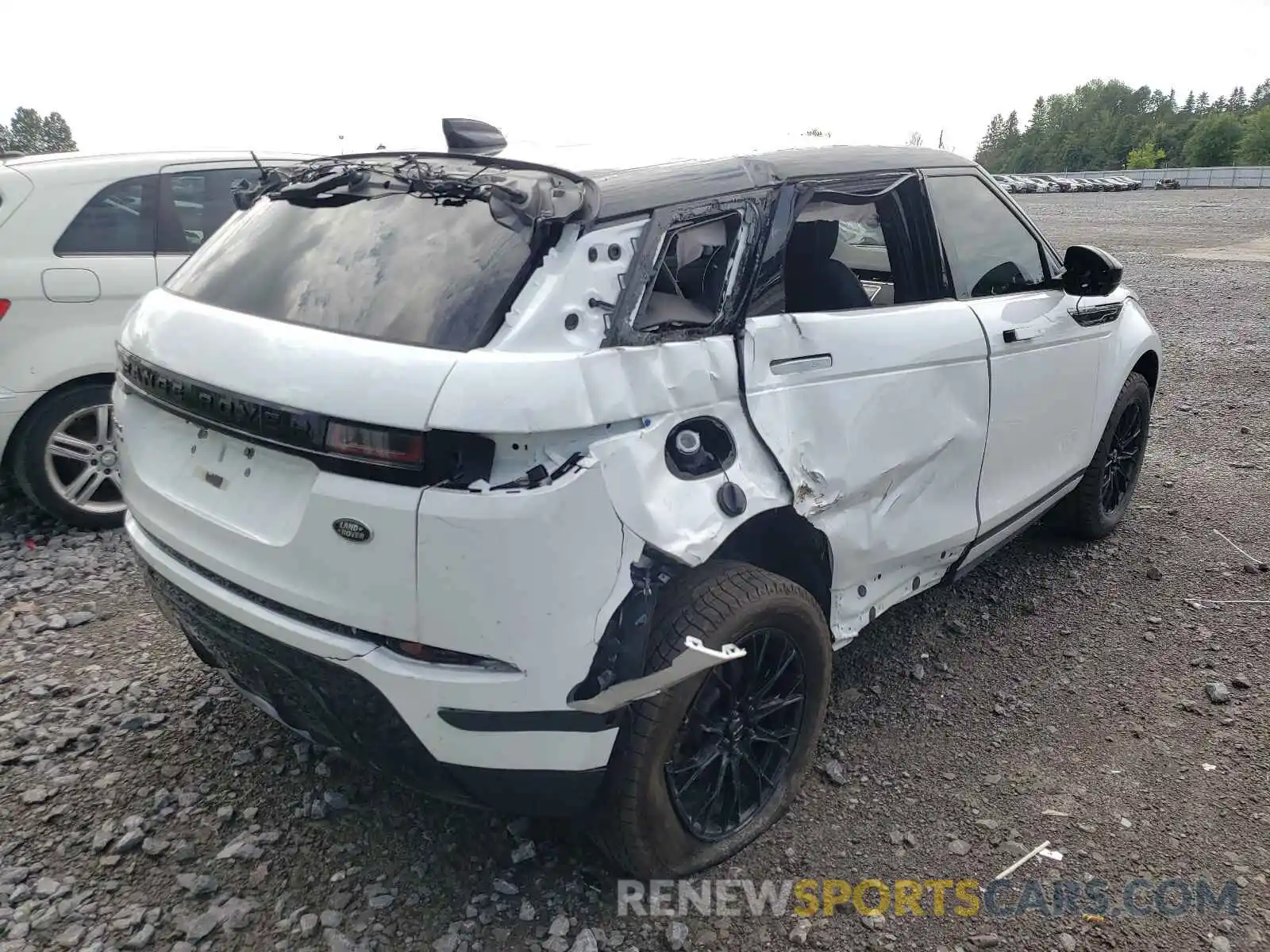 4 Photograph of a damaged car SALZP2FX7LH037449 LAND ROVER RANGEROVER 2020