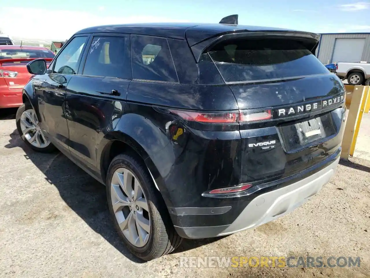 3 Photograph of a damaged car SALZP2FX7LH076011 LAND ROVER RANGEROVER 2020