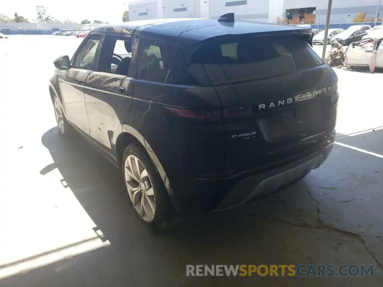 3 Photograph of a damaged car SALZP2FX8LH076566 LAND ROVER RANGEROVER 2020