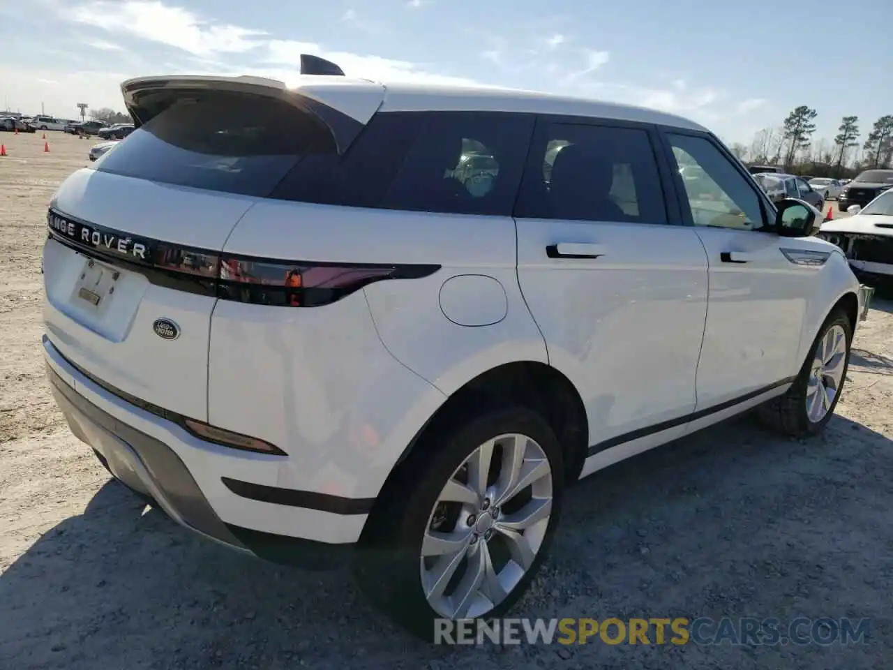 4 Photograph of a damaged car SALZP2FX8LH078186 LAND ROVER RANGEROVER 2020