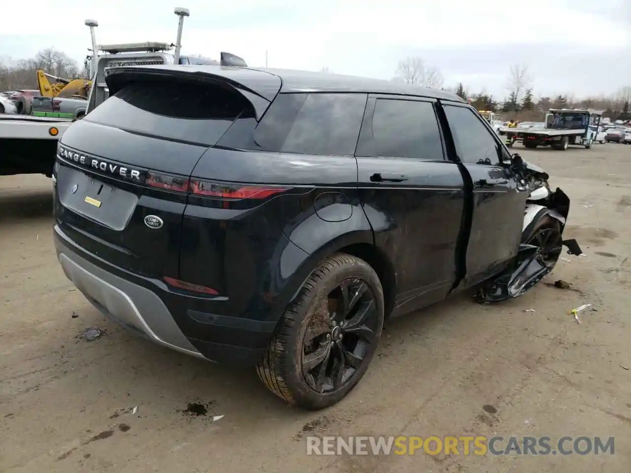 4 Photograph of a damaged car SALZP2FX9LH008633 LAND ROVER RANGEROVER 2020