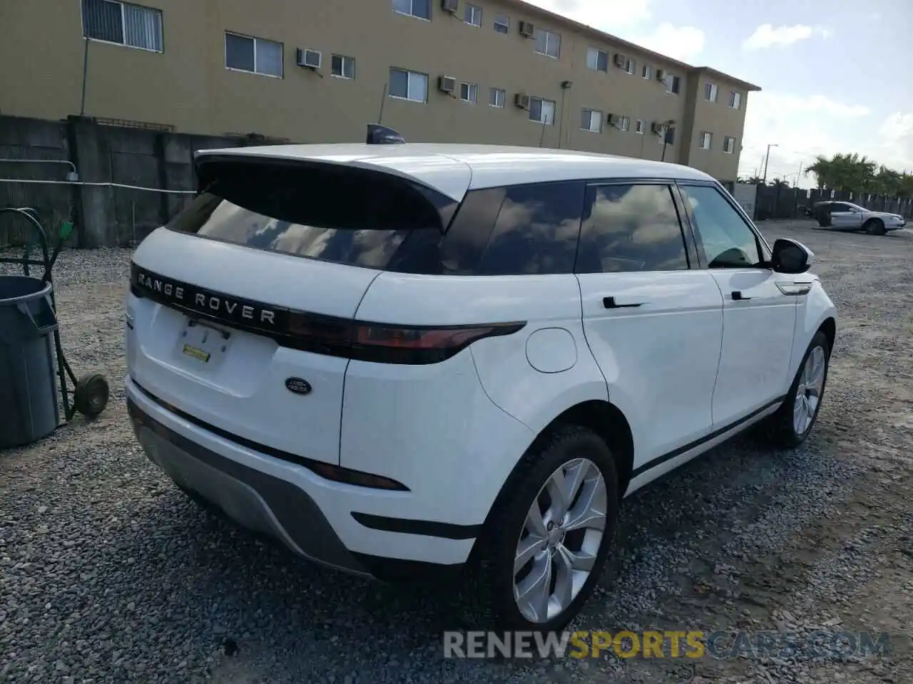 4 Фотография поврежденного автомобиля SALZP2FX9LH077046 LAND ROVER RANGEROVER 2020