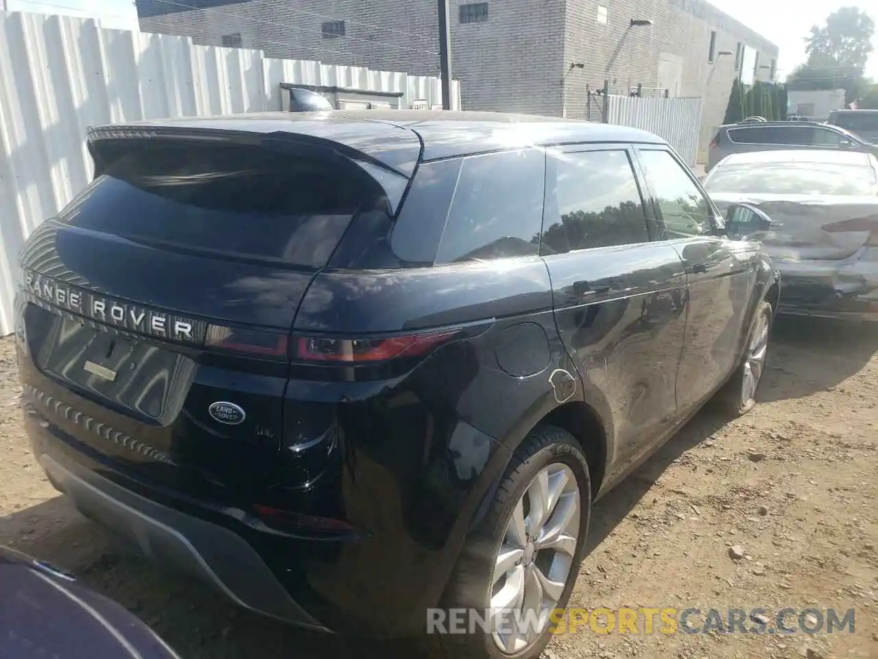 4 Photograph of a damaged car SALZP2FX9LH077645 LAND ROVER RANGEROVER 2020