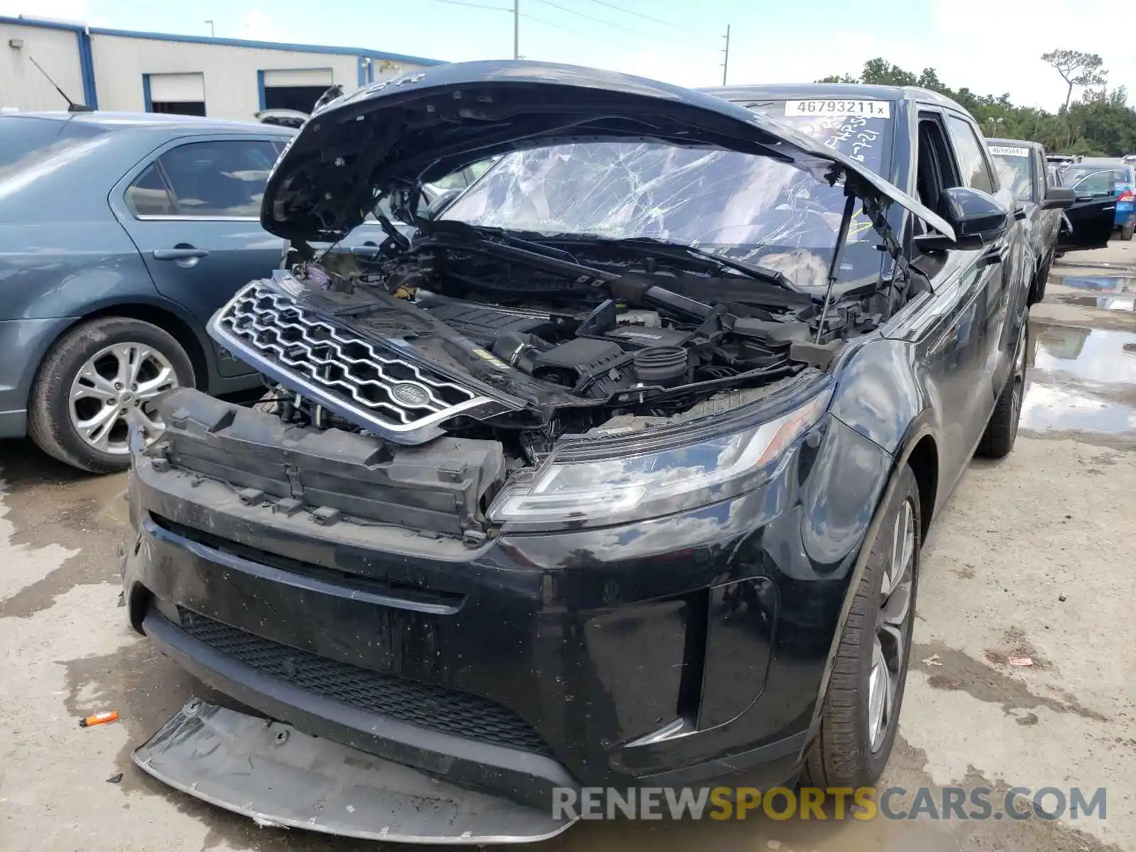 2 Photograph of a damaged car SALZP2FXXLH007085 LAND ROVER RANGEROVER 2020