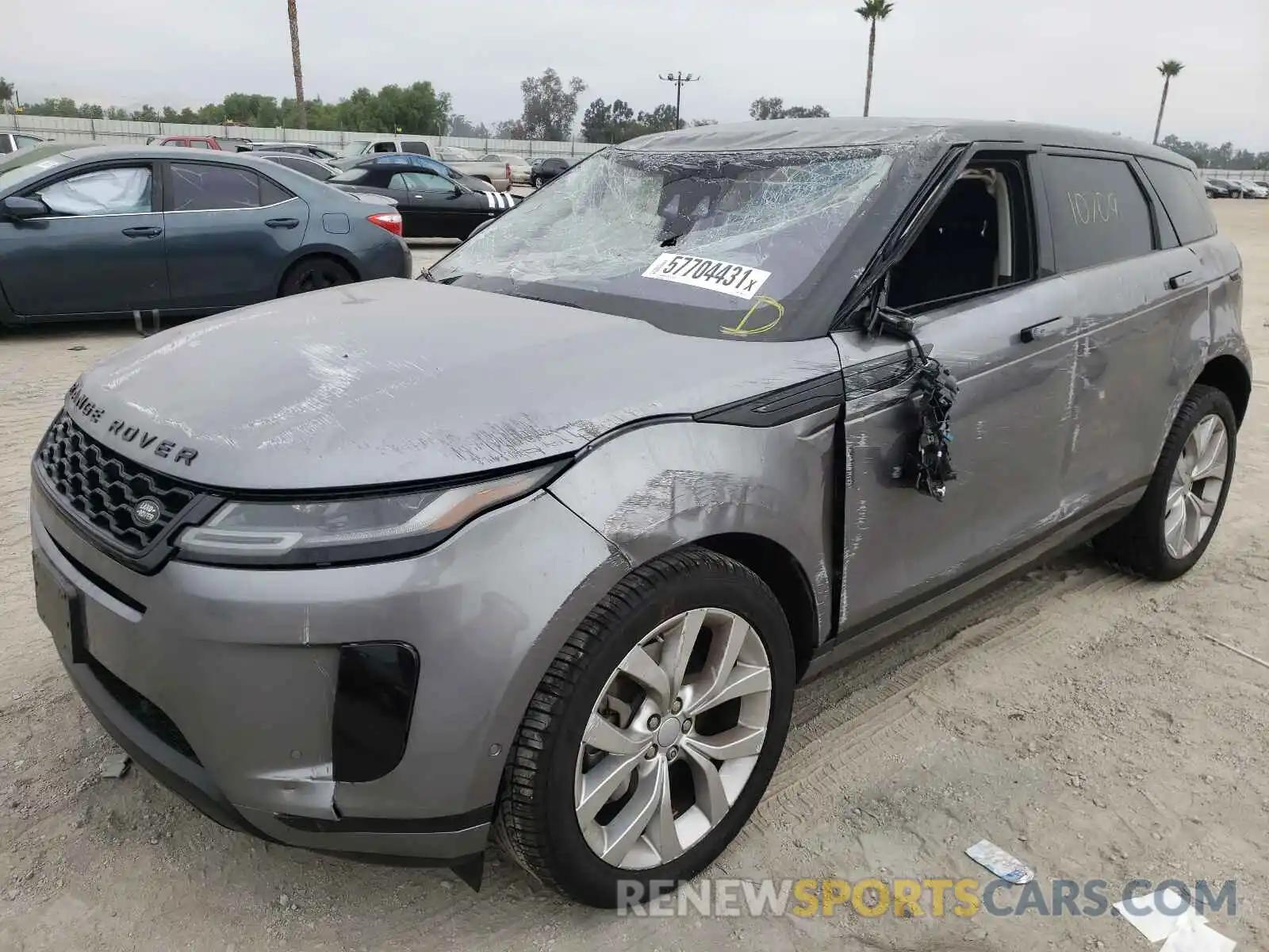 2 Photograph of a damaged car SALZP2FXXLH088220 LAND ROVER RANGEROVER 2020