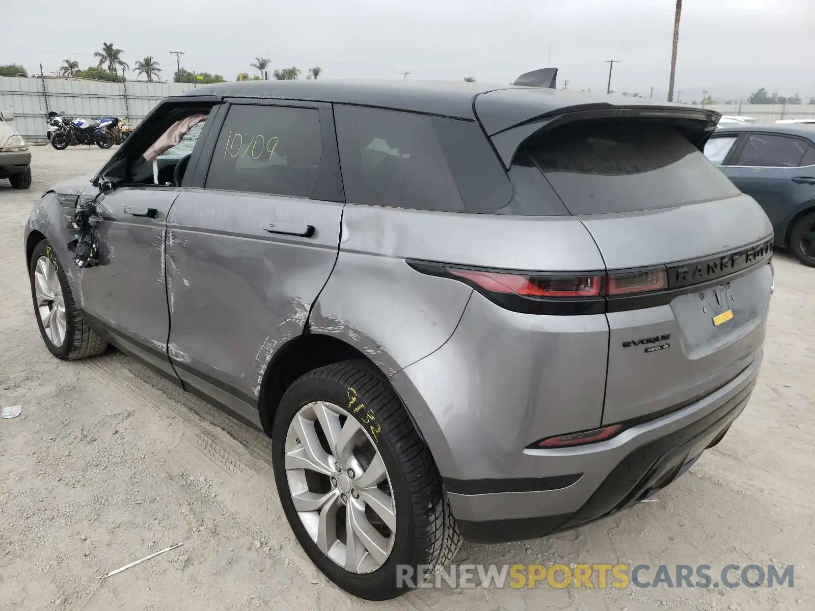 3 Photograph of a damaged car SALZP2FXXLH088220 LAND ROVER RANGEROVER 2020