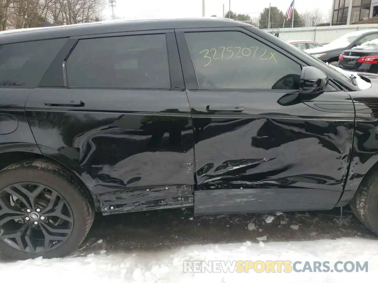 9 Photograph of a damaged car SALZP2FXXLH116727 LAND ROVER RANGEROVER 2020