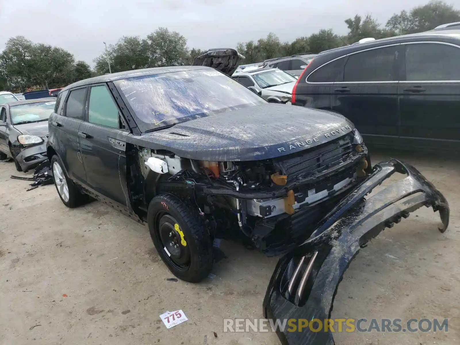 1 Photograph of a damaged car SALZT2GX1LH040373 LAND ROVER RANGEROVER 2020