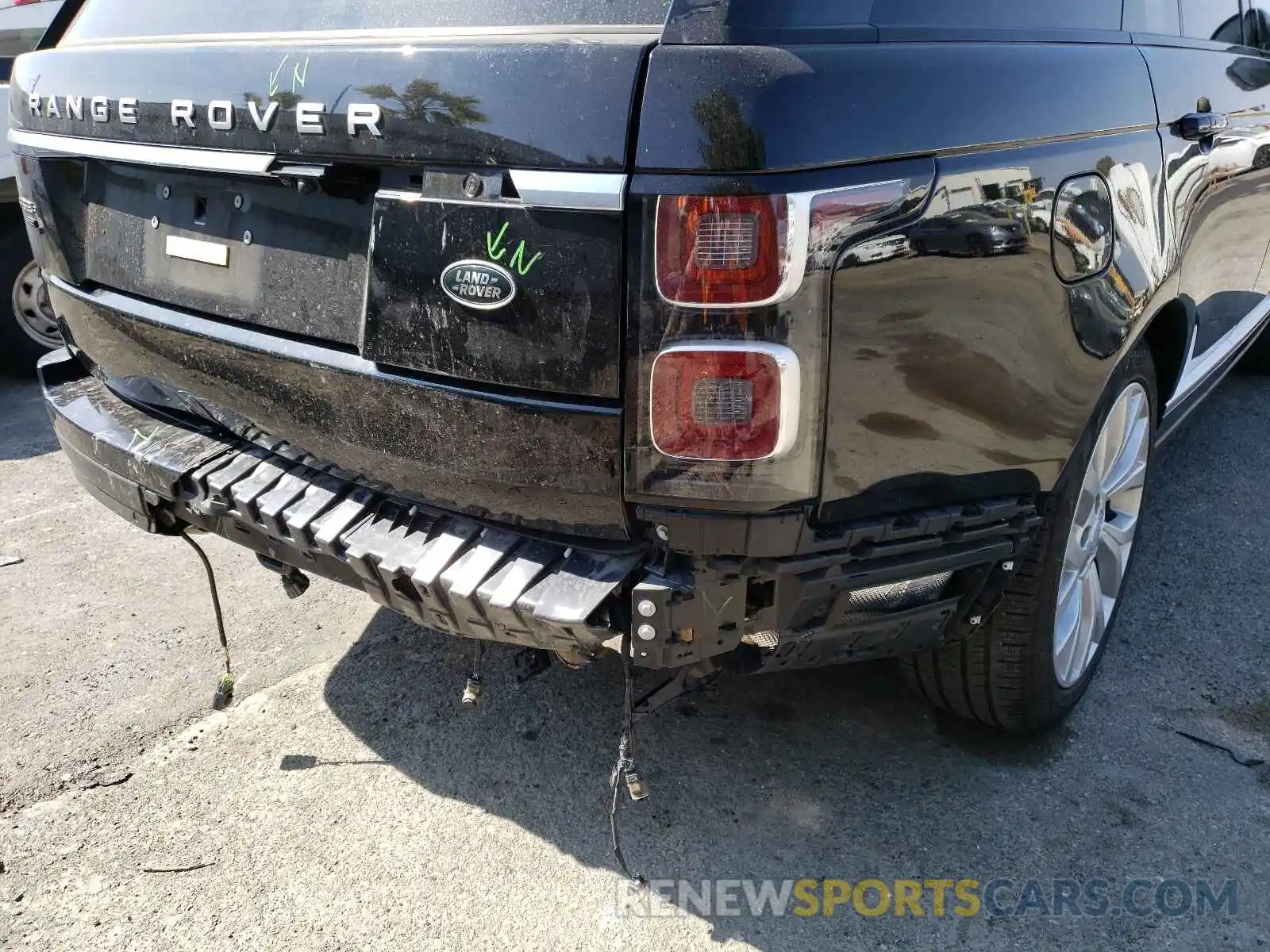 9 Photograph of a damaged car SALGS2RU2MA435508 LAND ROVER RANGEROVER 2021